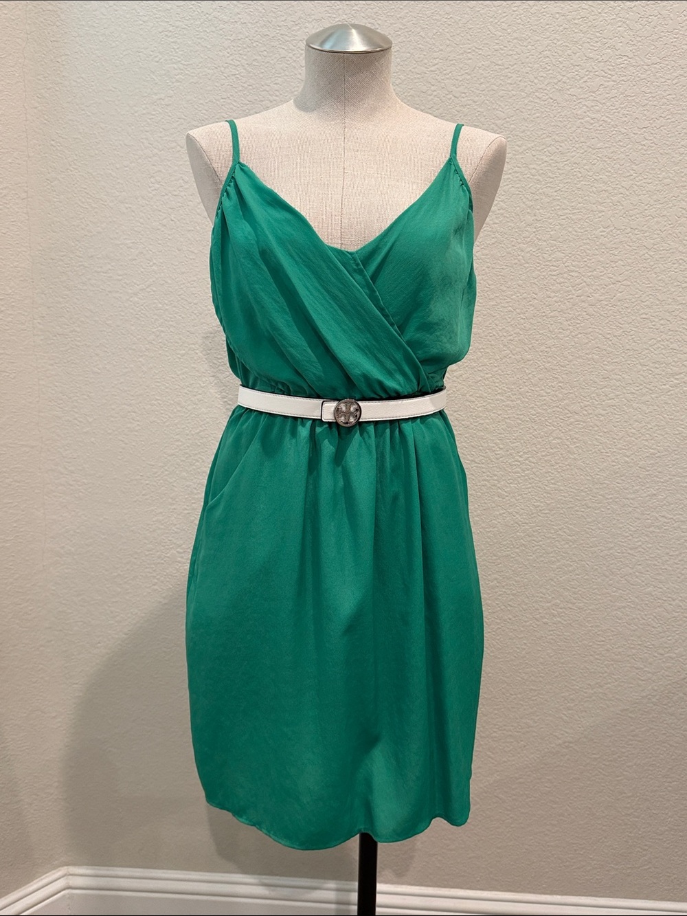 Lush Emerald Green Sleeveless Wrap Dress